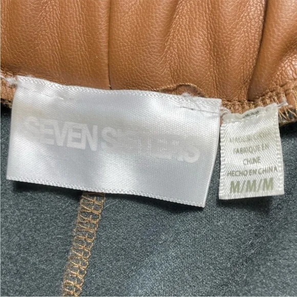 Seven Sisters Highrise Beige Wide Leg Faux Leather Joggers Size Medium - Picture 7 of 11